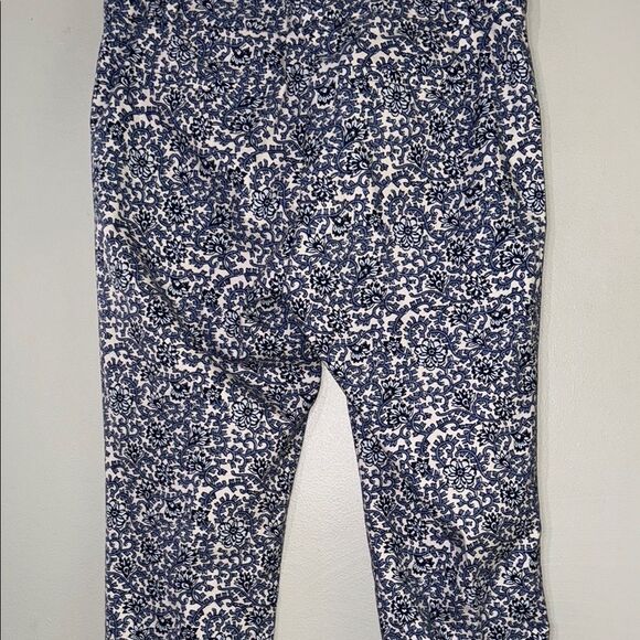 LOFT Blue and White Chinos with Floral Pattern - Picture 9 of 9